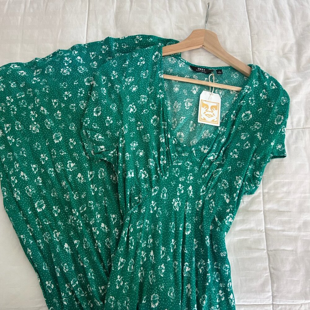 obey green maxi dress floral - waist cinching size L